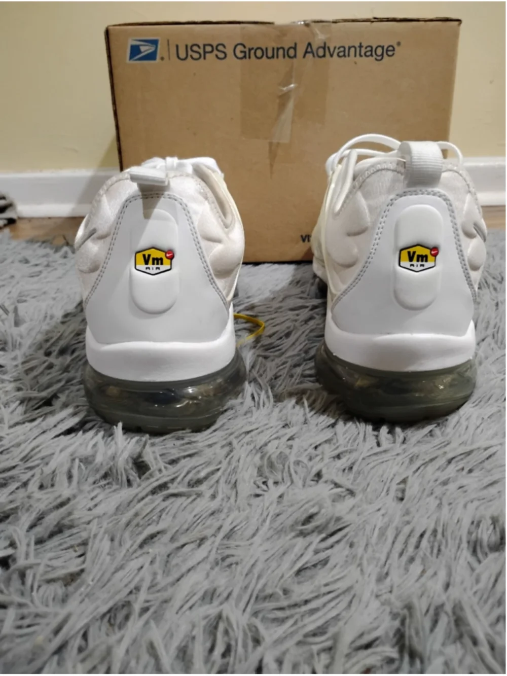 Nike Air VaporMax Plus Men Size 11.5 White Pure Platinum Sneakers 924453-100